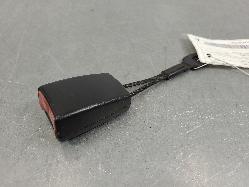 689758