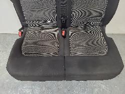 689898
