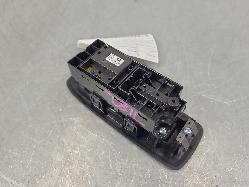 691906