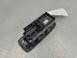 691904