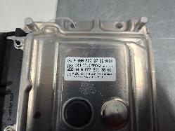 696242
