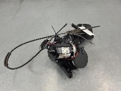 696418