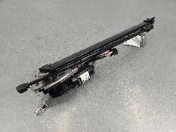 696438