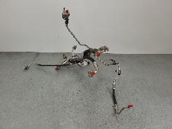 695744