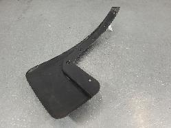 697110