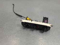 696298