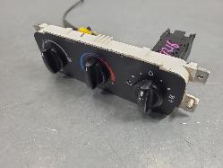 696306