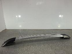 700560