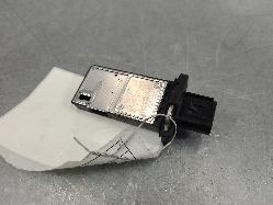 691852