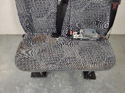 696070