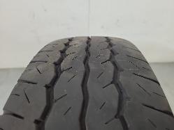 695806