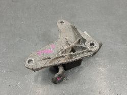696200