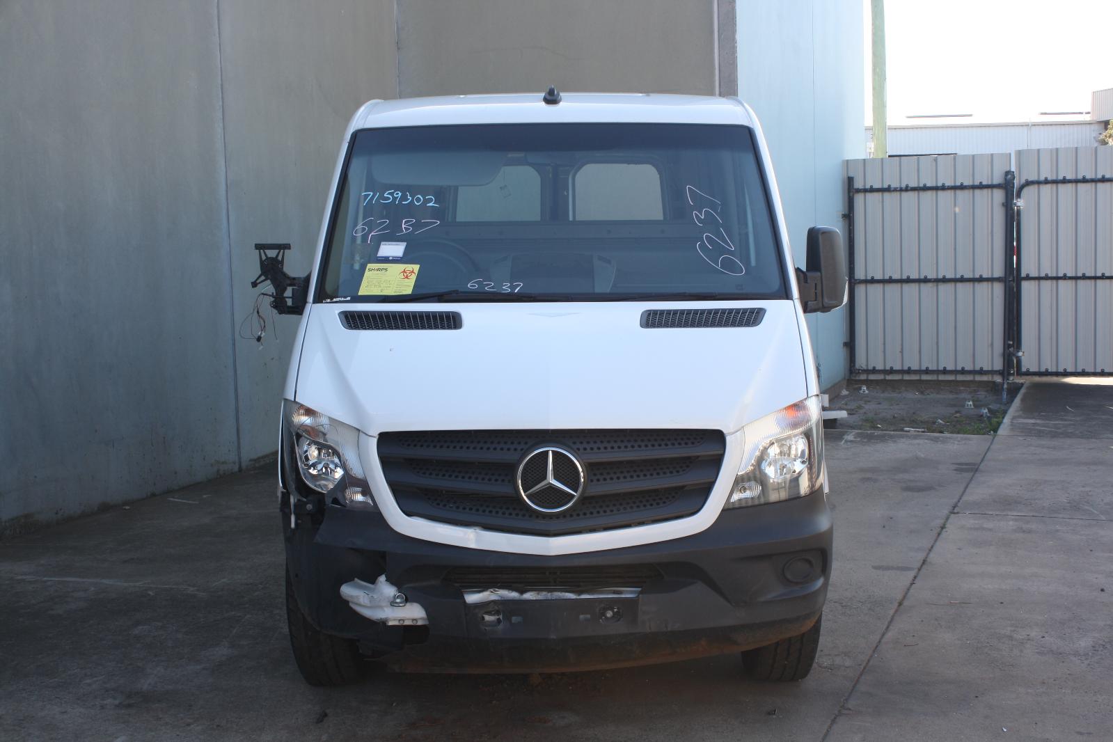 MERCEDES SPRINTER 2006-2018 REAR BUMPER BUMPER BAR END (RH SIDE), NCV3 ...