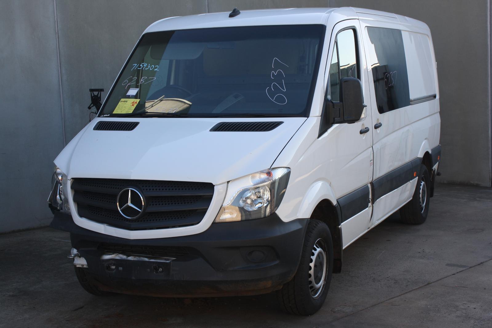 MERCEDES BENZ SPRINTER NCV3 10/2006-04/2018 RIGHT GUARD LINER REAR ...