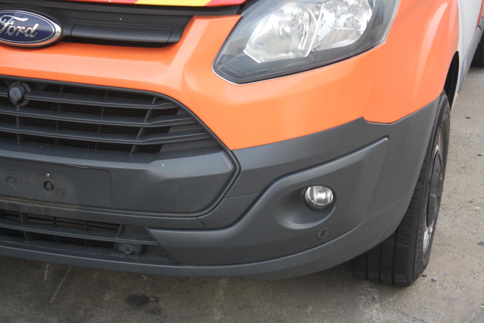 FORD TRANSIT CUSTOM VN 09/201312/2017 RIGHT HEADLAMP HALOGEN TYPE