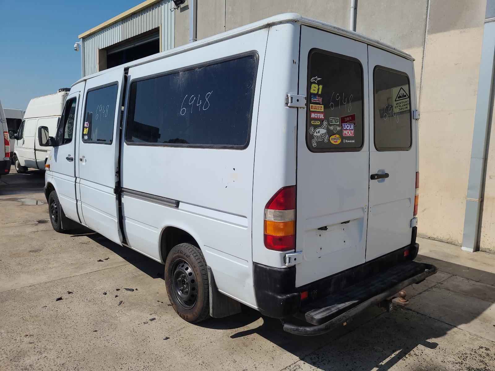 MERCEDES SPRINTER 1998-2006 STEREO/HEAD UNIT VAN 02/98-10/06 - Sprinter ...