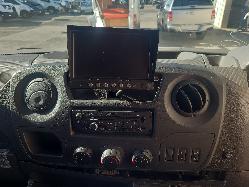 569584