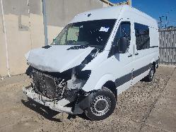 573422