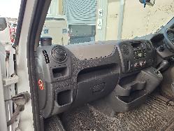 576196