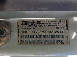574352