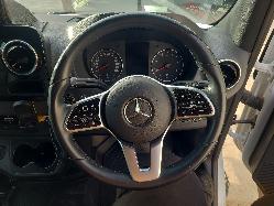 734676