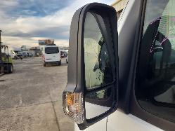 740982