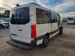 740882