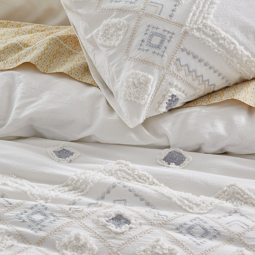 Buy Zuma Quilt Cover Online Bed Bath N' Table