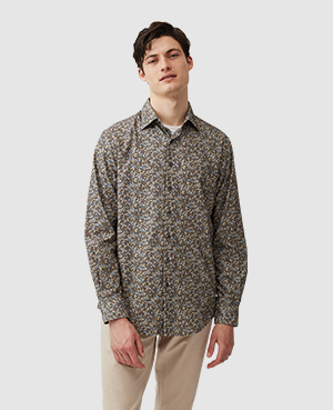 Rodd & Gunn Pakington Button Front Shirt In Elderberry