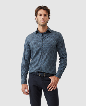 Rodd & Gunn Bellmount Button Front Shirt In Indigo