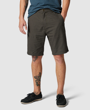 Rodd & Gunn Millwater Slim Fit Shorts In Forest