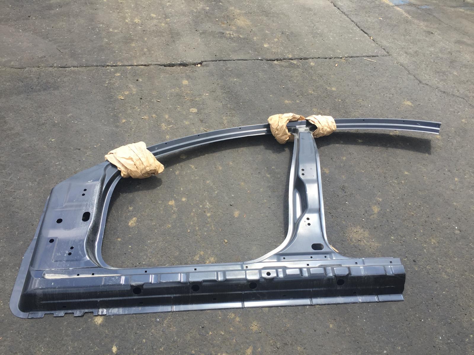View Auto part Left Side Cut Section Holden Commodore 2009