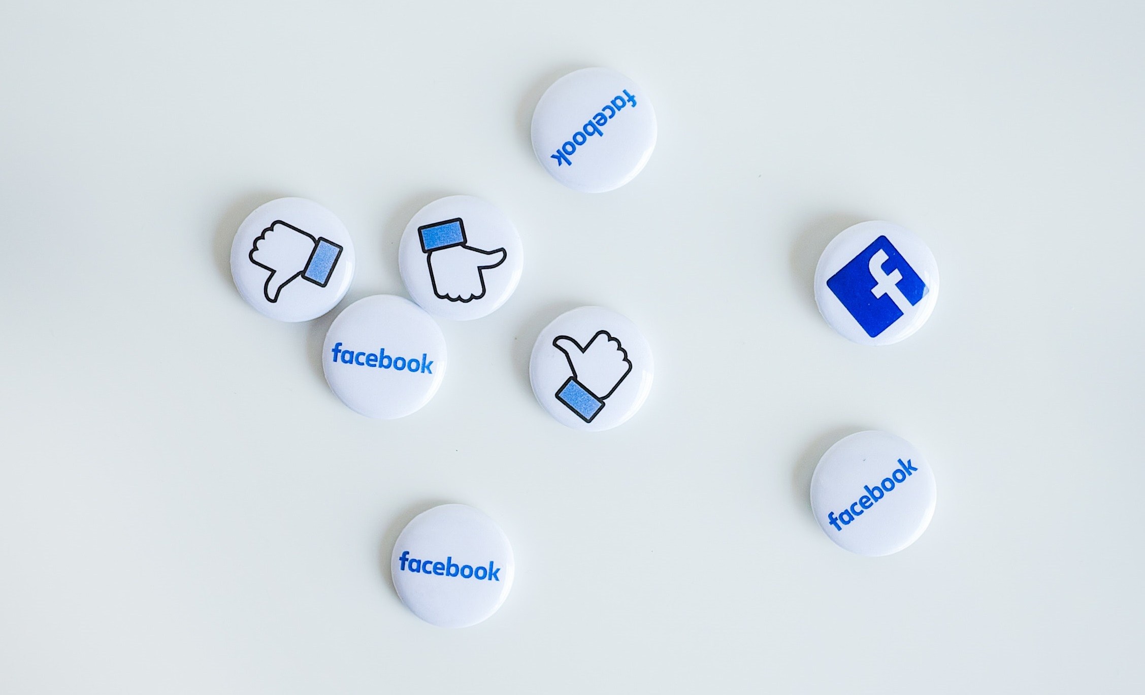 buttons with facebook icons