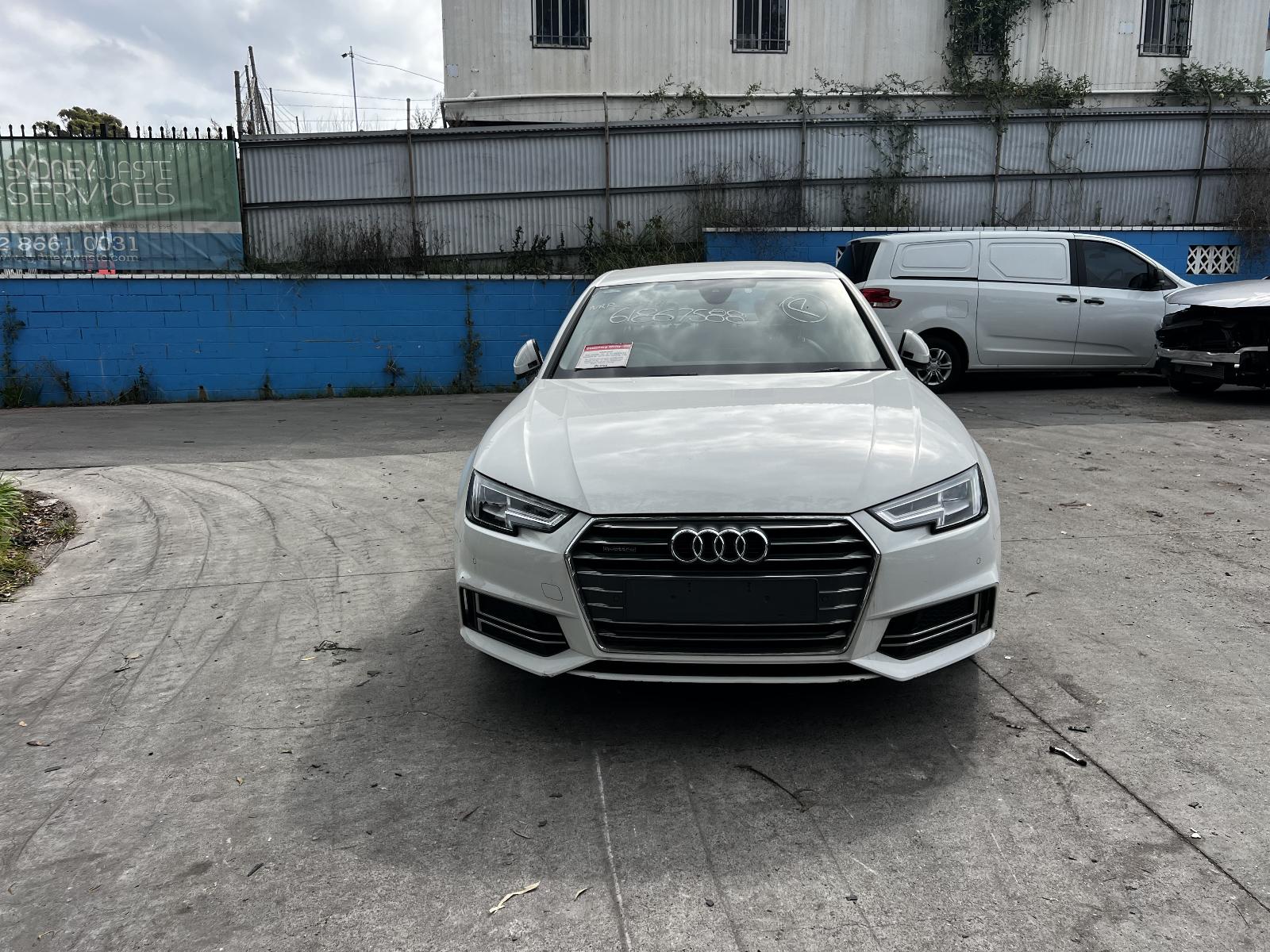 View Auto part Left Taillight Audi A4 2017
