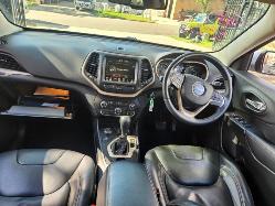View Auto part Left Guard Jeep Cherokee 2015