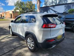 View Auto part Left Guard Jeep Cherokee 2015