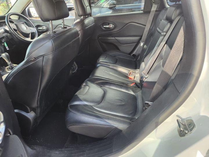 View Auto part Left Guard Jeep Cherokee 2015