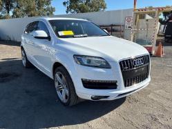 View Auto part Left Front Door Audi Q7 2011