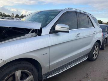View Auto part Radiator Support Mercedes M Class 2012