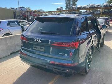 View Auto part Transfer Case Audi Q7 2022