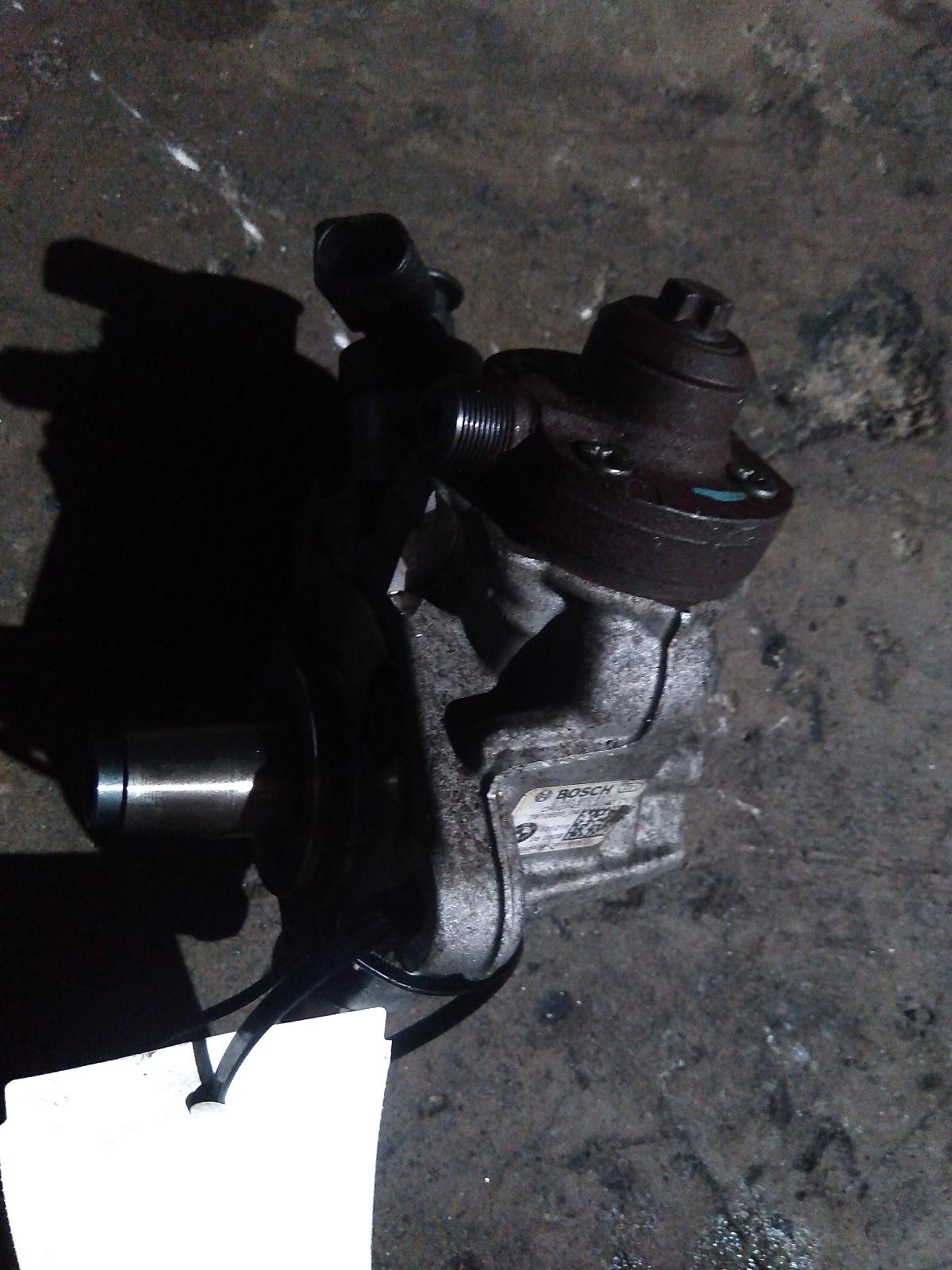 View Auto part Injector Pump Bmw 3 Series 2011