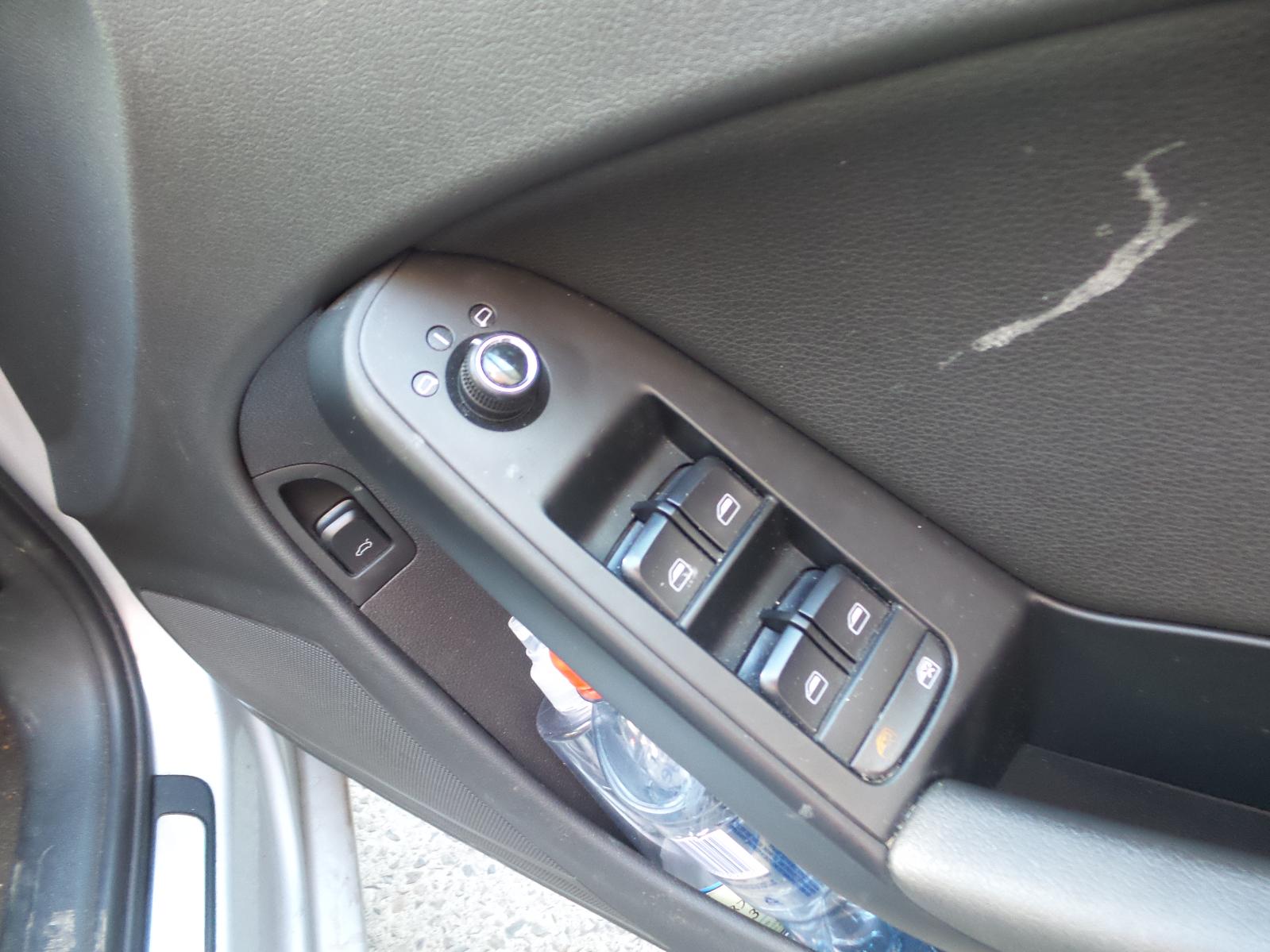 View Auto part Radio/Cd/Dvd/Sat/Tv Audi A4 2009