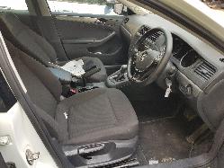 View Auto part Bonnet Hinge/Strut Volkswagen Jetta 2015