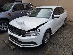 View Auto part Bonnet Hinge/Strut Volkswagen Jetta 2015