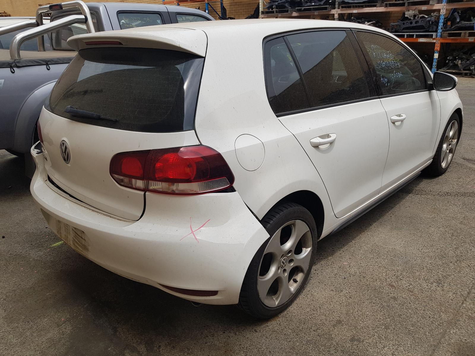 View Auto part Door/Boot/Gate Lock Volkswagen Golf 2012