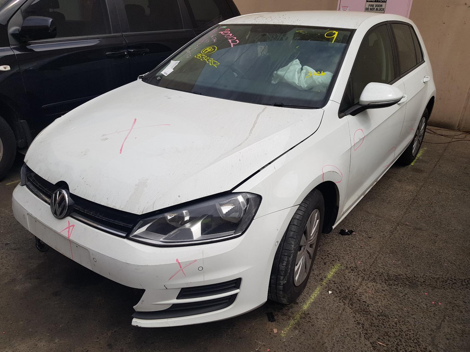 View Auto part Door/Boot/Gate Lock Volkswagen Golf 2014