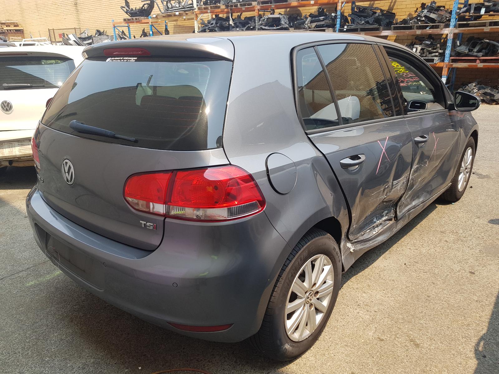 View Auto part Door/Boot/Gate Lock Volkswagen Golf 2012