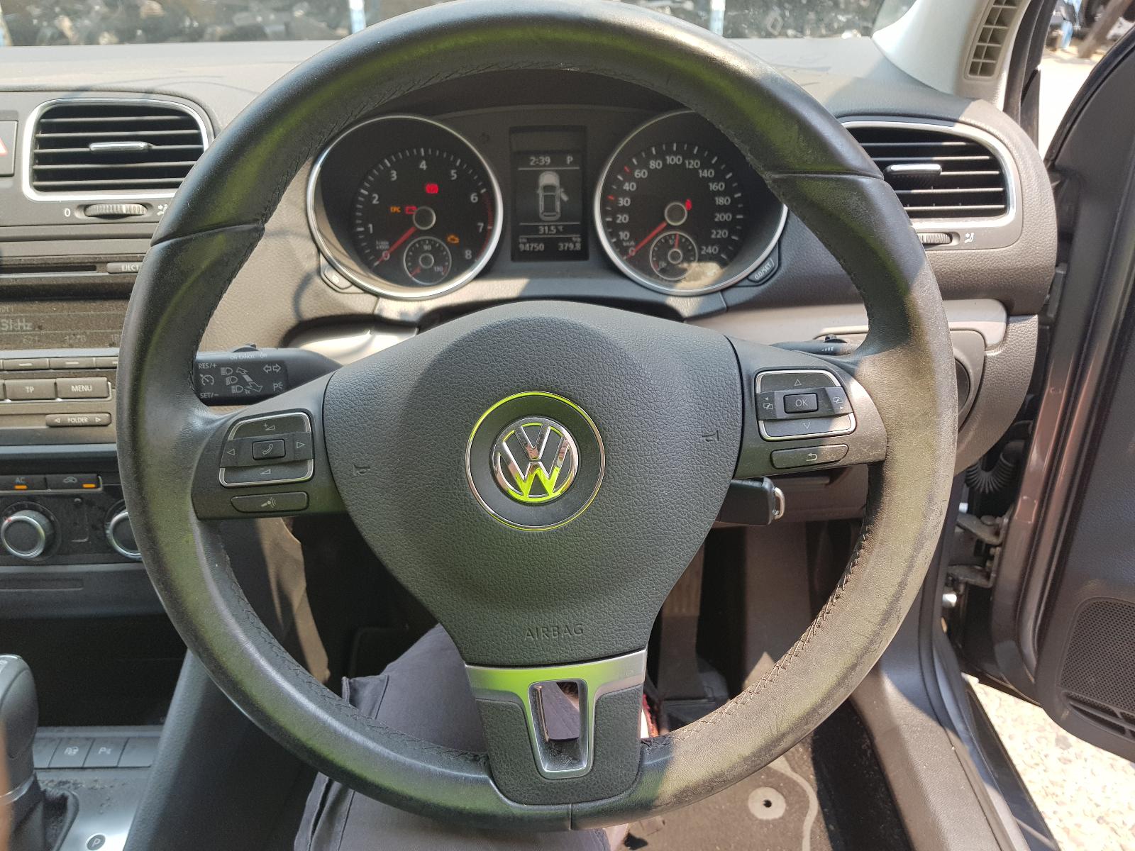 View Auto part Door/Boot/Gate Lock Volkswagen Golf 2012