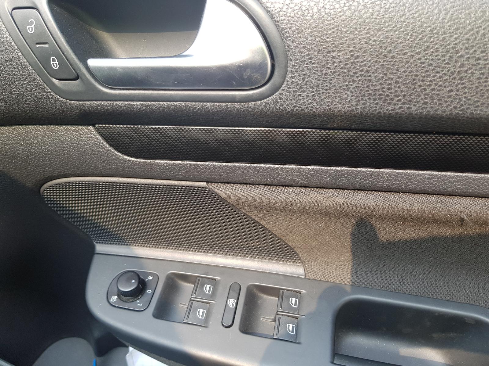 View Auto part Right Driveshaft Volkswagen Golf 2012