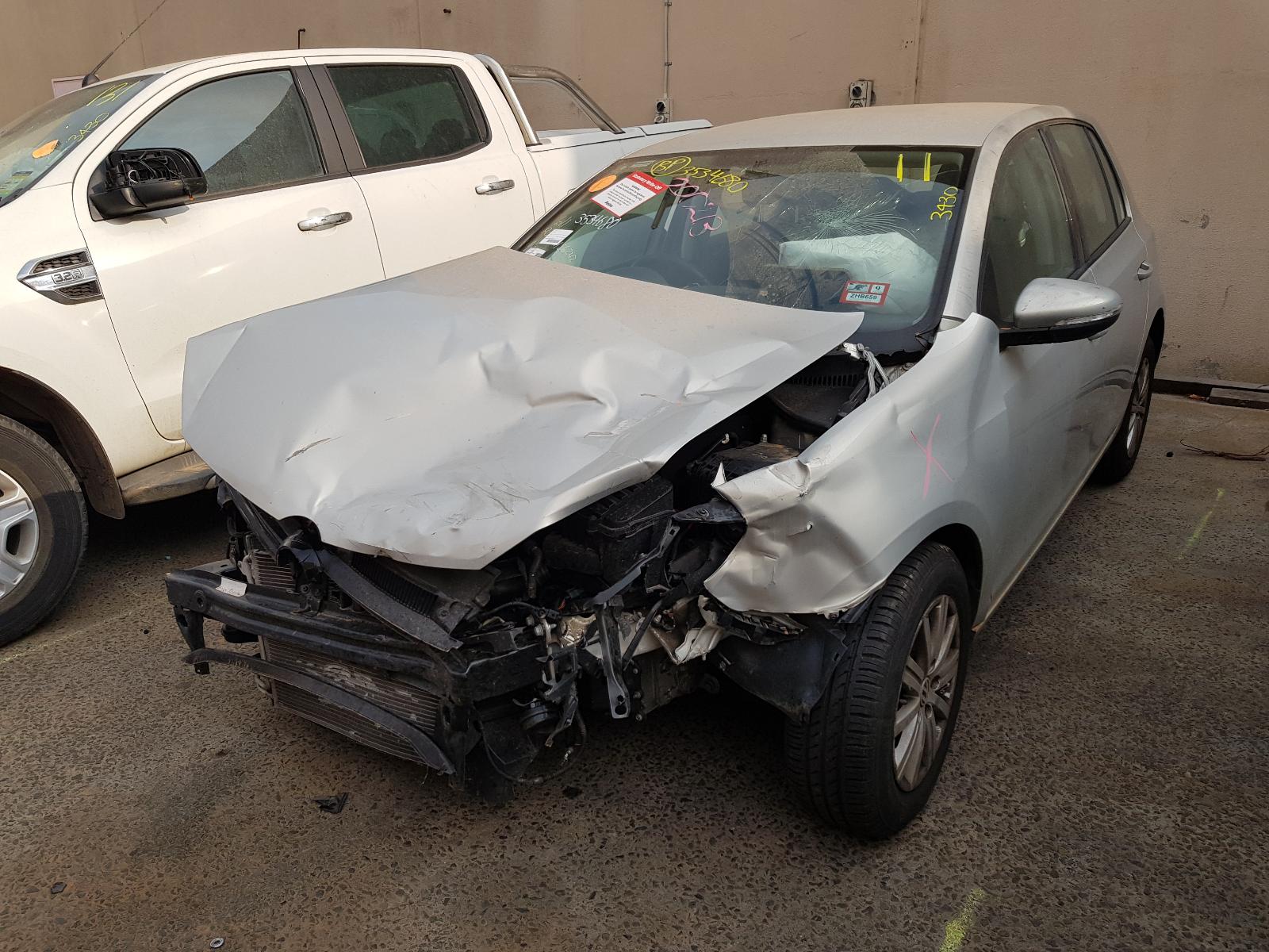 View Auto part Starter Volkswagen Golf 2012